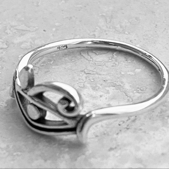 Sterling Silver Little Ra Eye Ring, Evil Eyes, Eyebrows, Silver Rings, Eyelashes - Picture 12 of 12